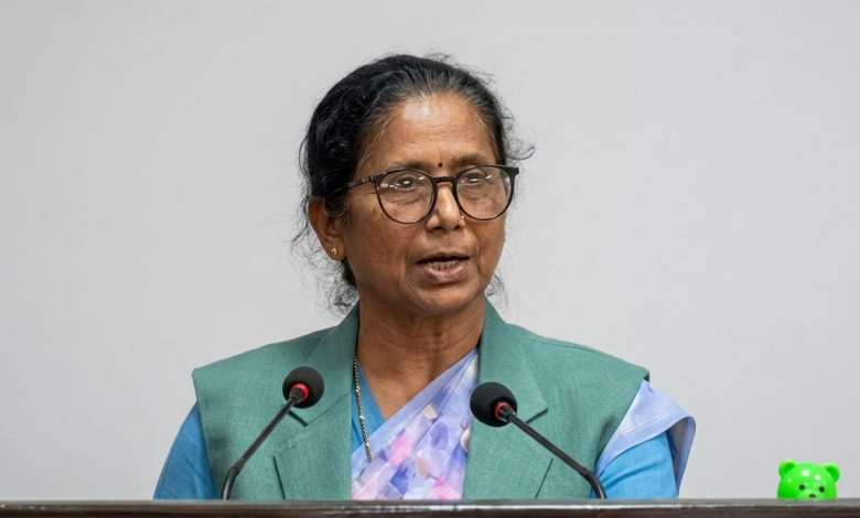 सरकारले संसद कमजोर बनाउन अध्यादेशको ओइरो लगायो : सांसद पन्त Kamala Pant 780x470